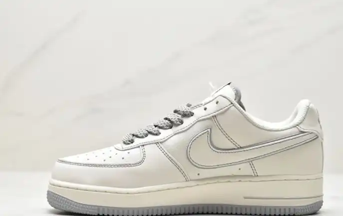 hype Nike Air Force 1