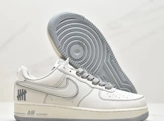 hype Nike Air Force 1