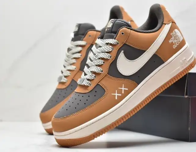 hype Nike Air Force 1