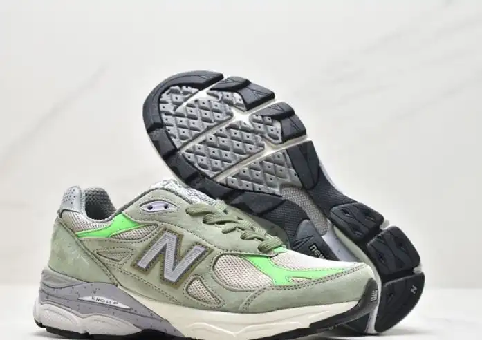 hype New Balance Sneakers