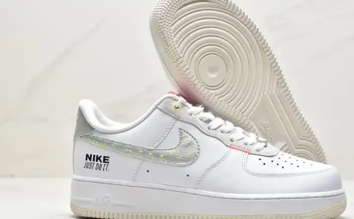 hype Nike Air Force 1