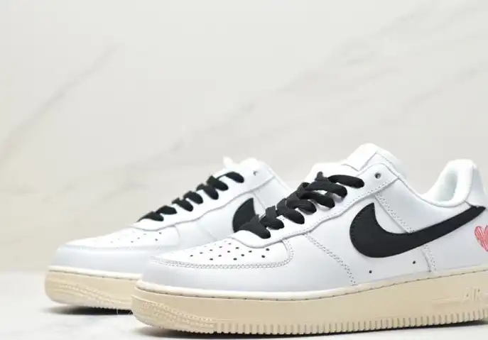 hype Nike Air Force 1