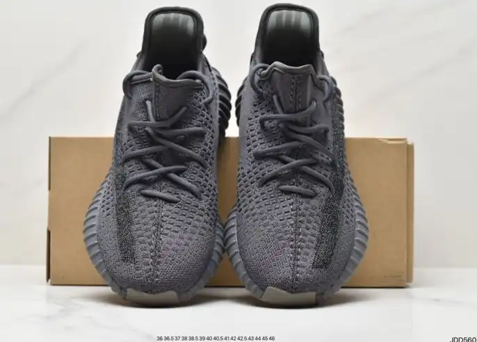 hype Adidas Yeezy Boost