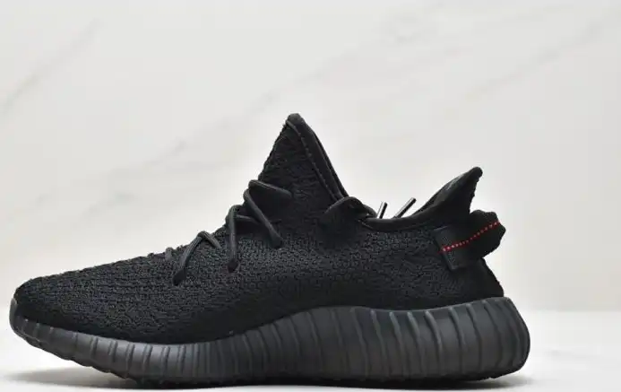 hype Adidas Yeezy Boost