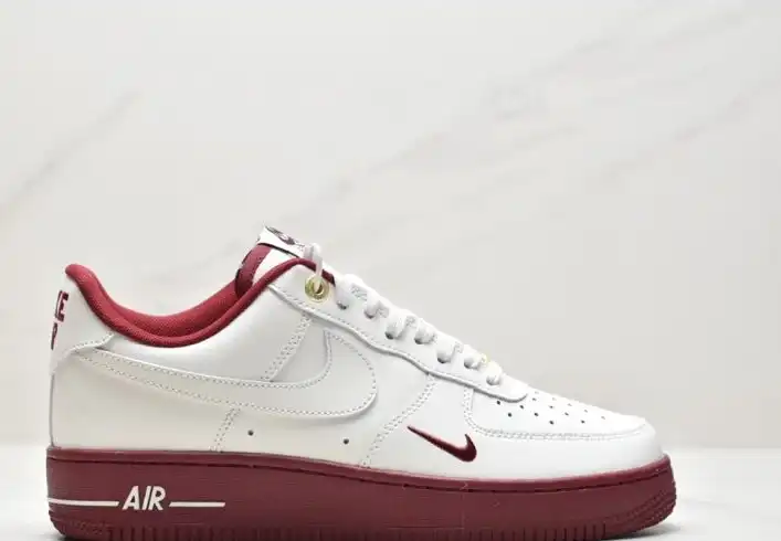 hype Nike Air Force 1