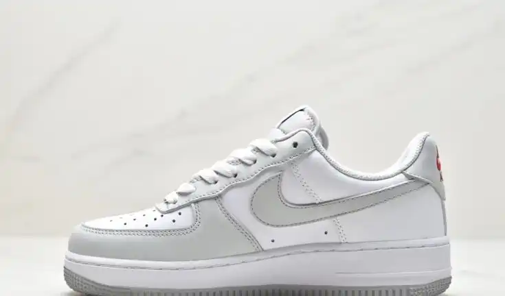 hype Nike Air Force 1