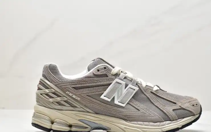 hype New Balance Sneakers