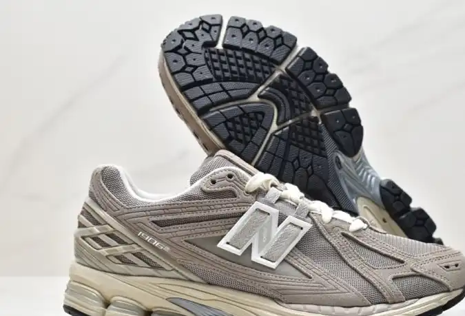 hype New Balance Sneakers