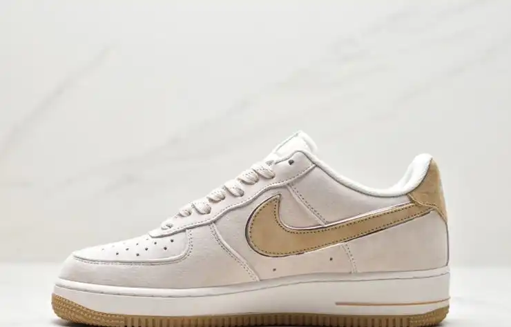 hype Nike Air Force 1