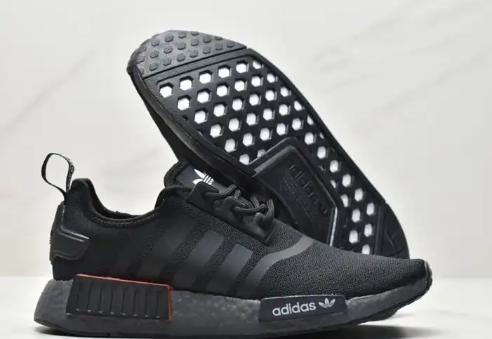 hype Adidas Sneakers