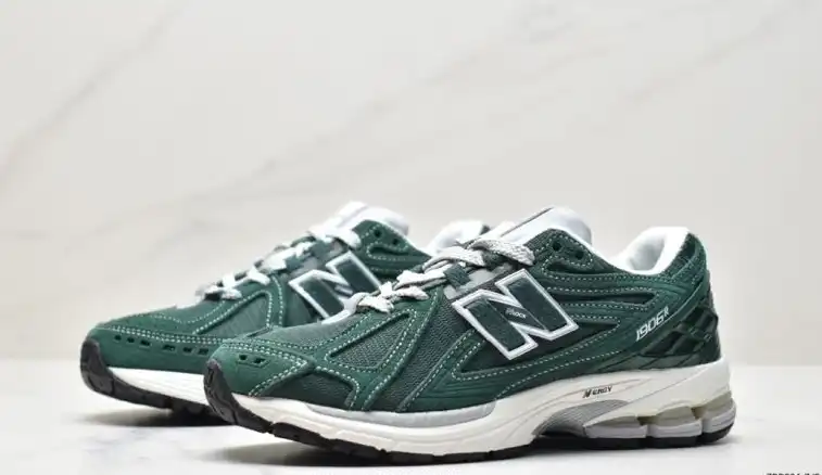 hype New Balance Sneakers