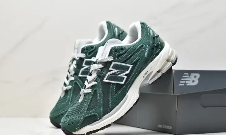 hype New Balance Sneakers