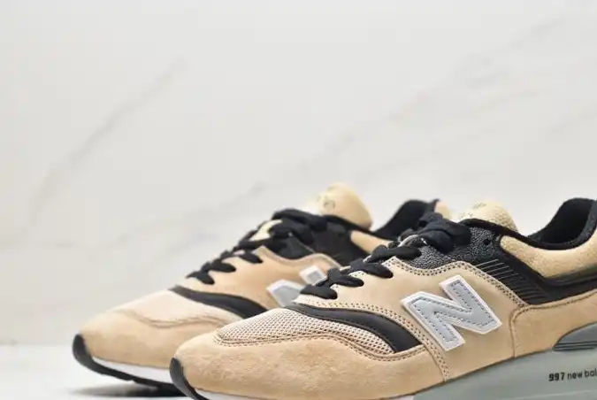 hype New Balance Sneakers