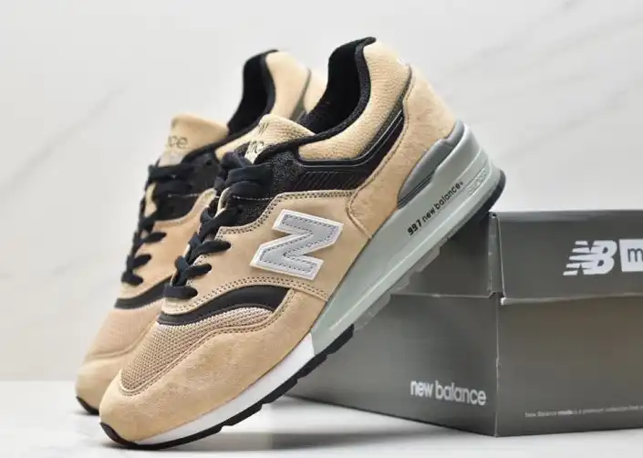 hype New Balance Sneakers