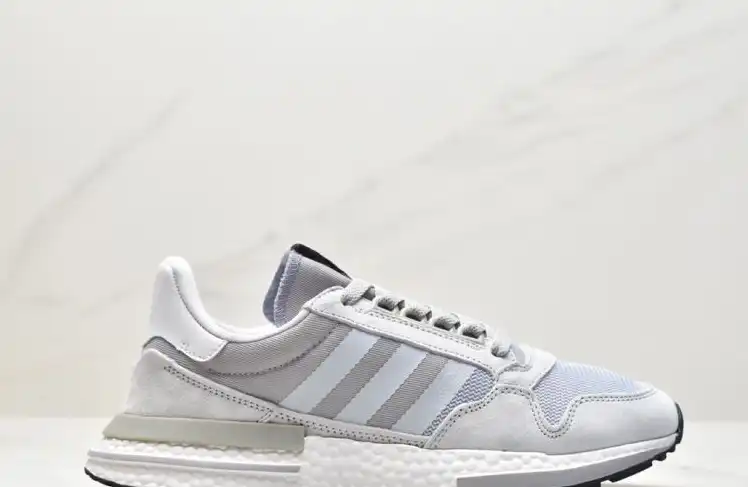 hype Adidas Sneakers