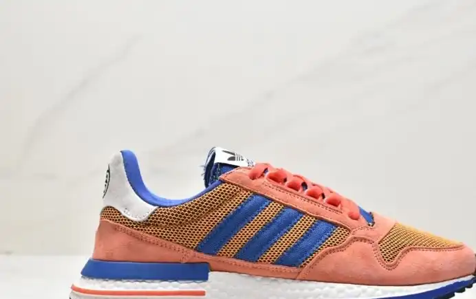 hype Adidas Sneakers