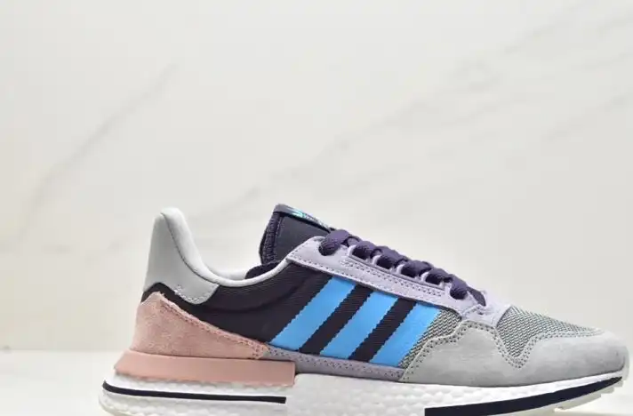 hype Adidas Sneakers