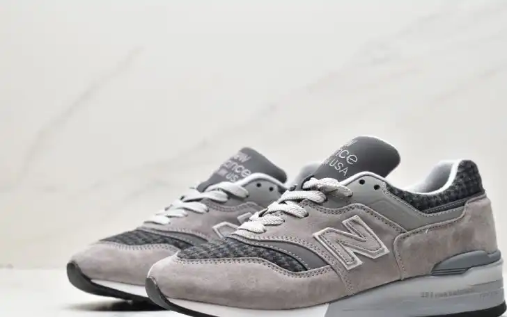 hype New Balance Sneakers