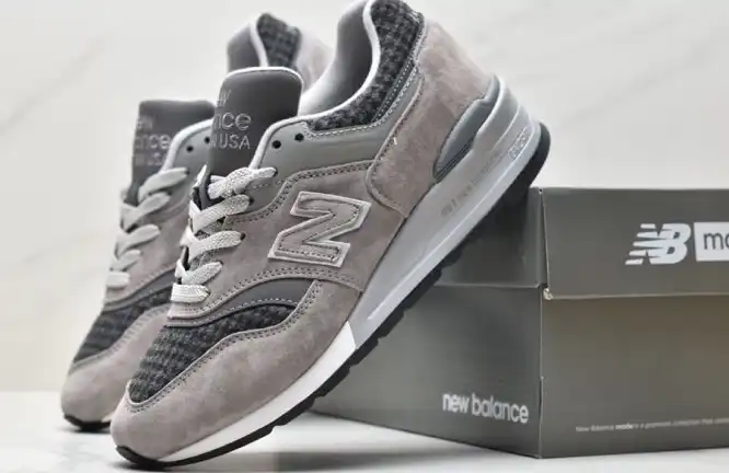 hype New Balance Sneakers