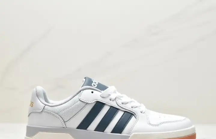 hype Adidas Sneakers