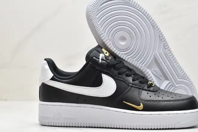 hype Nike Air Force 1