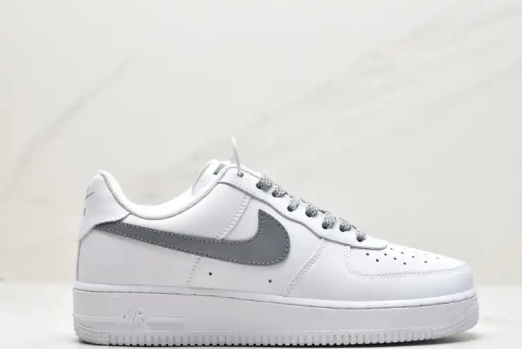 hype Nike Air Force 1