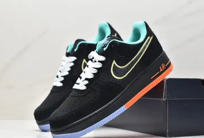 hype Nike Air Force 1