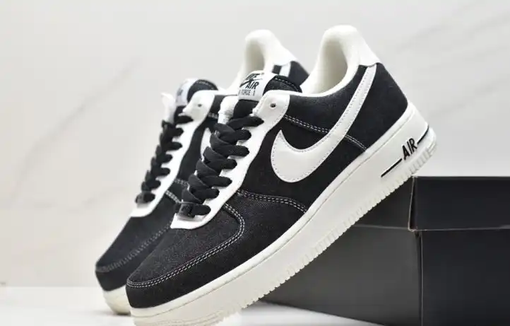 hype Nike Air Force 1