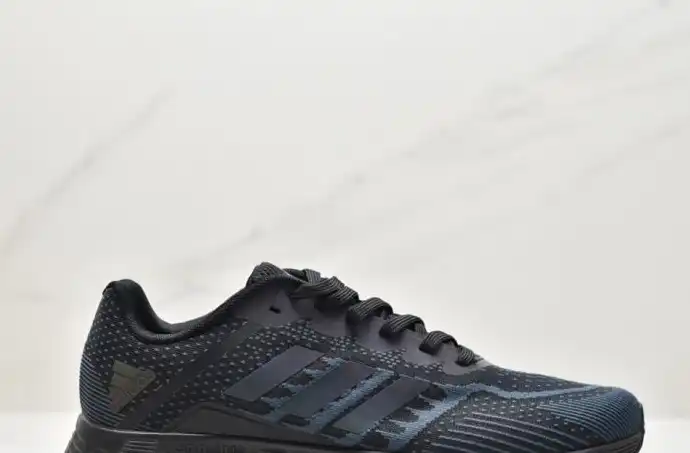 hype Adidas Sneakers