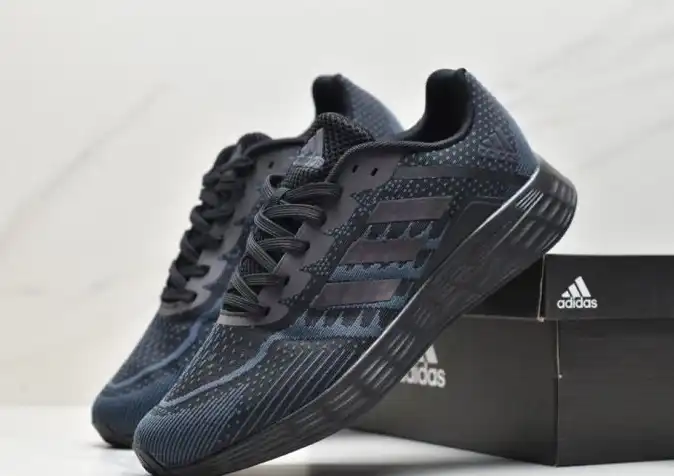 hype Adidas Sneakers