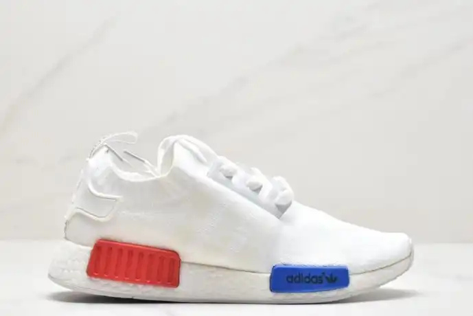 hype Adidas Sneakers