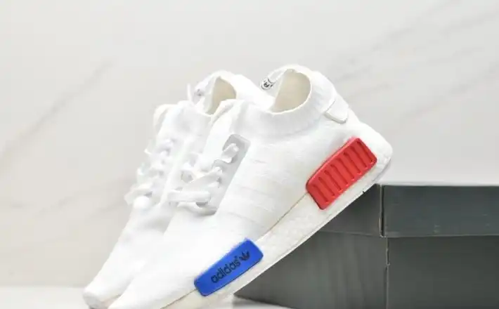 hype Adidas Sneakers