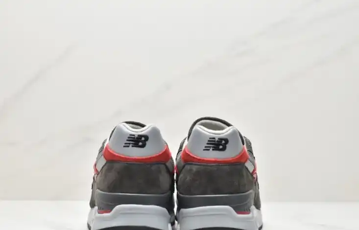 hype New Balance Sneakers