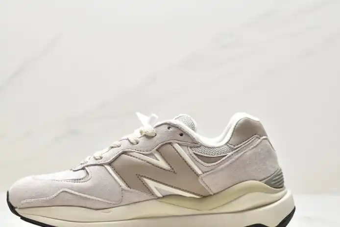 hype New Balance Sneakers