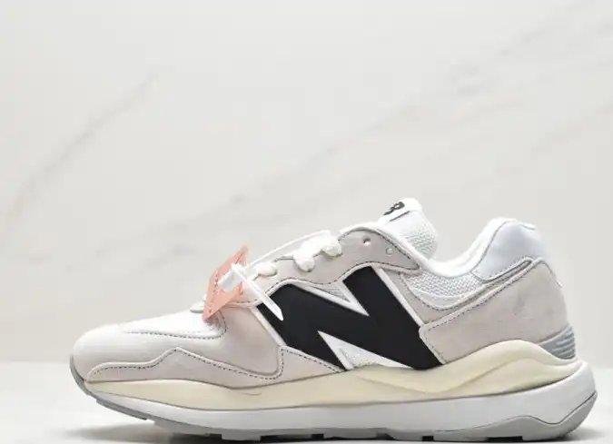 hype New Balance Sneakers