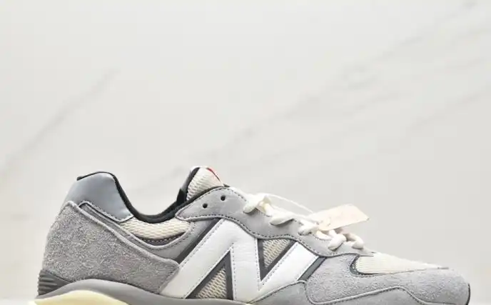 hype New Balance Sneakers