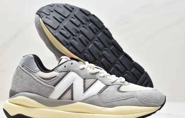 hype New Balance Sneakers