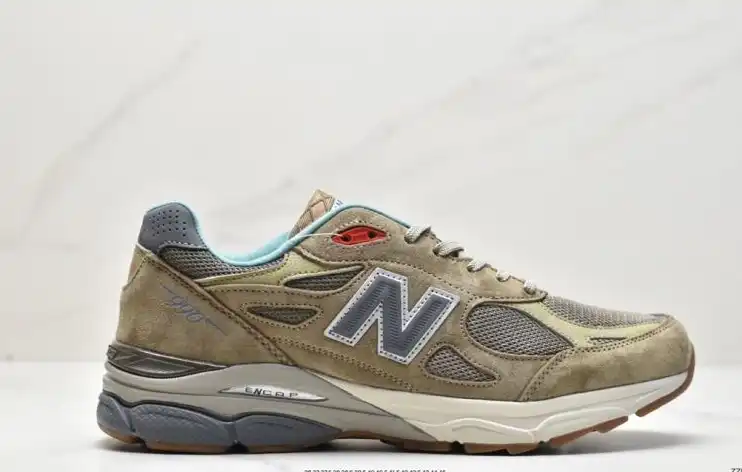 hype New Balance Sneakers