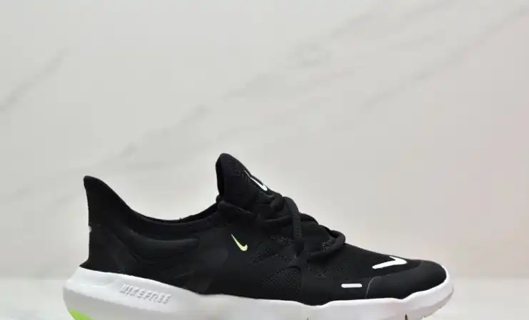 hype Nike Sneakers