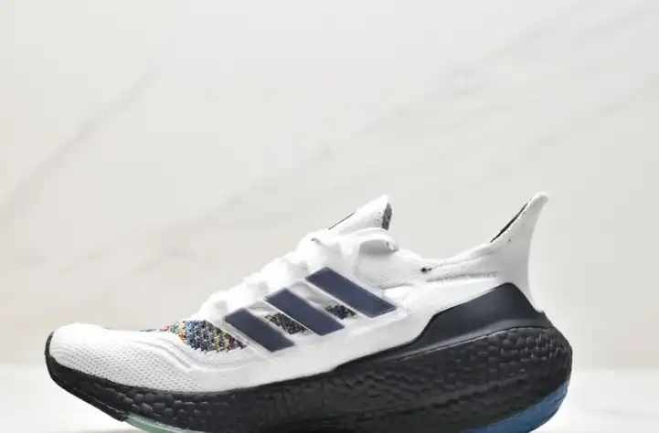 hype Adidas Sneakers