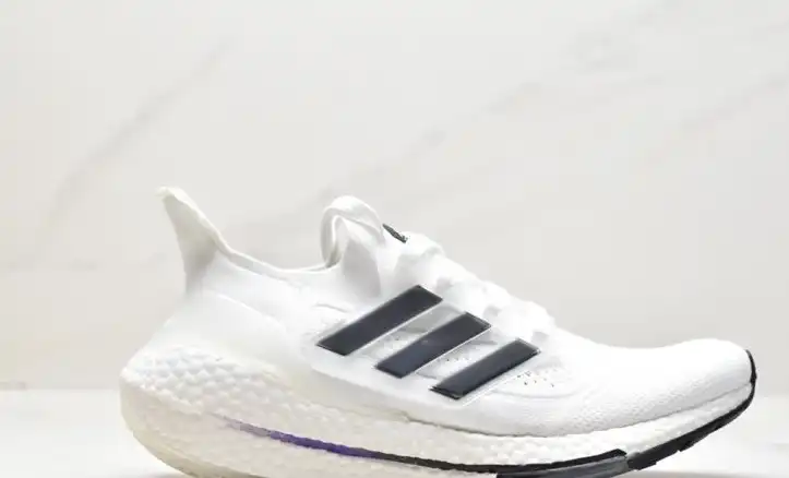 hype Adidas Sneakers