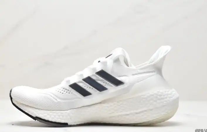 hype Adidas Sneakers