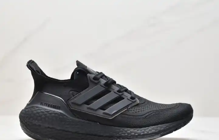 hype Adidas Sneakers