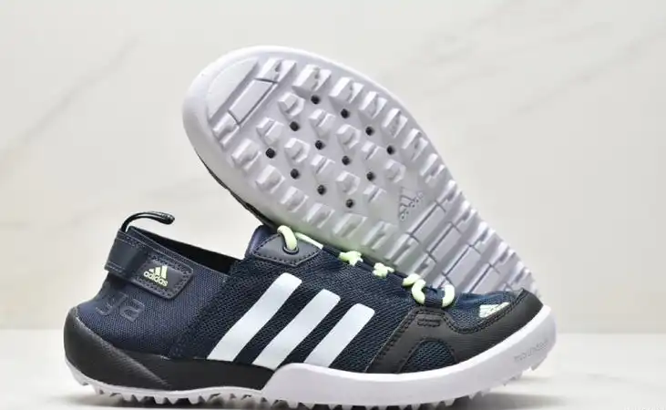 hype Adidas Sneakers