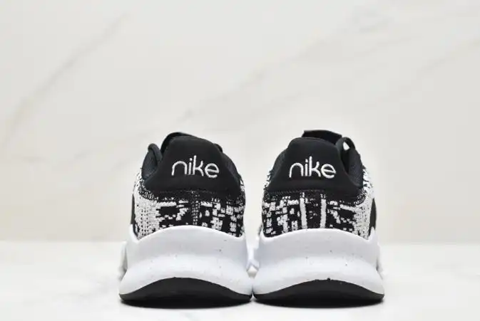 hype Nike Sneakers