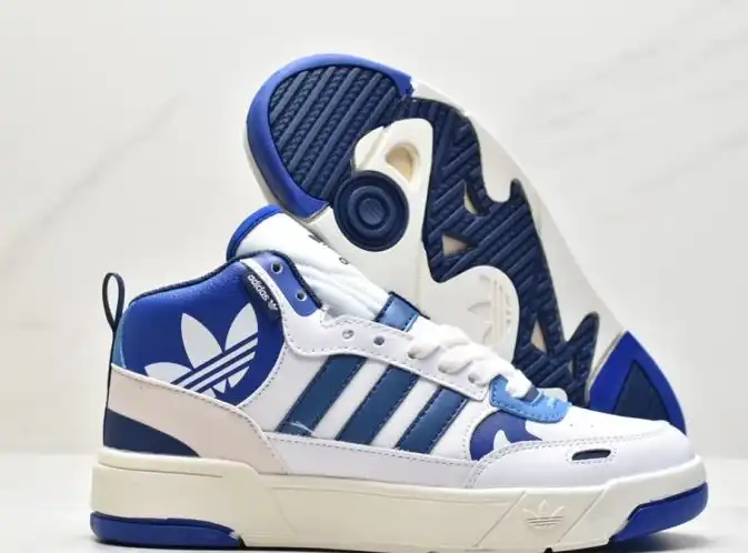 hype Adidas Sneakers