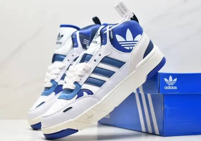 hype Adidas Sneakers