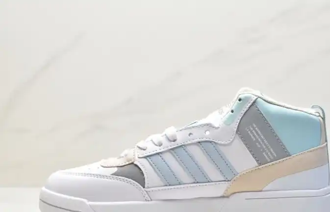 hype Adidas Sneakers