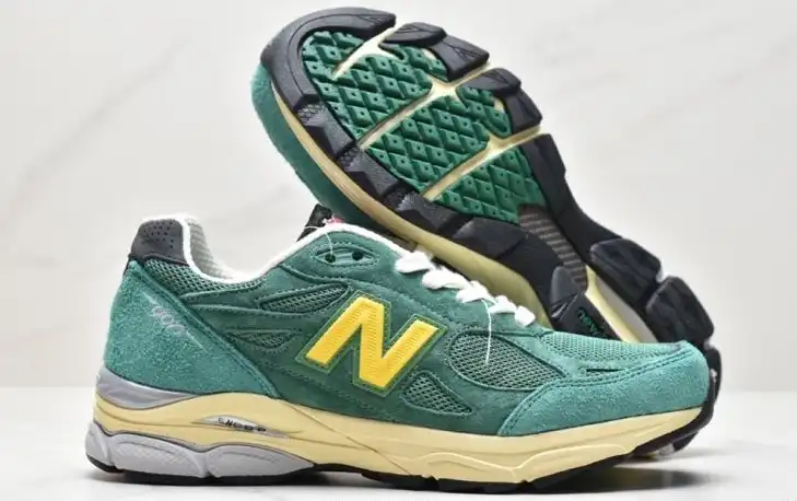 hype New Balance Sneakers