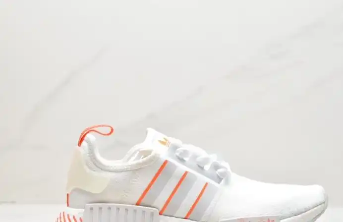 hype Adidas Sneakers